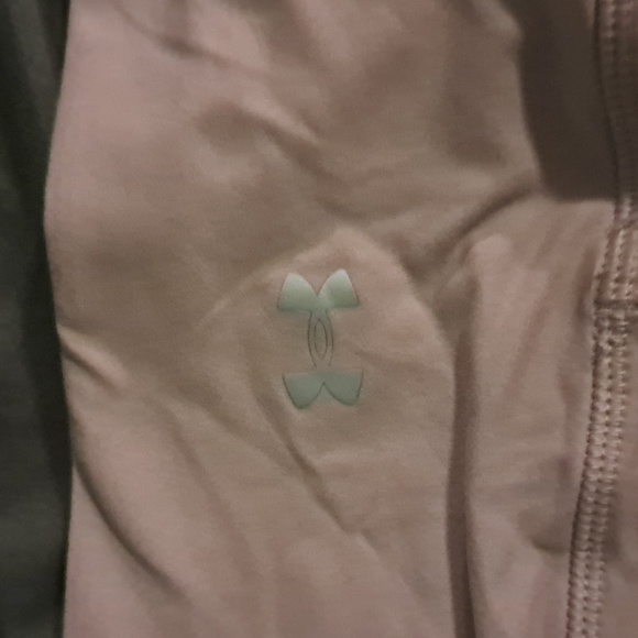 Light purple under armor leggings - Picture 2 of 3